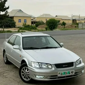 Toyota Camry 2001