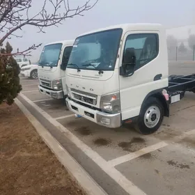 Mitsubishi Canter 2025