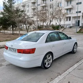 Hyundai Sonata 2009