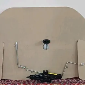 Zapaska Camry bagaj Faner