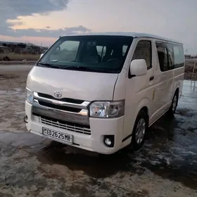 Toyota Hiace 2006