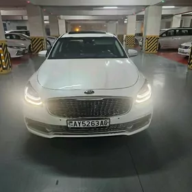 Kia K900 2020