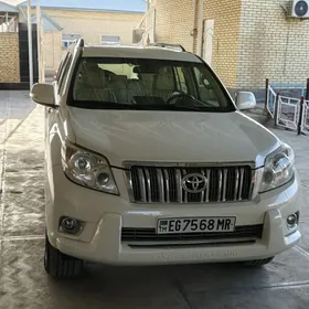 Toyota Land Cruiser Prado 2012