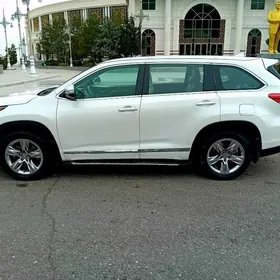 Toyota Highlander 2017