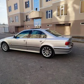 BMW E39 1999