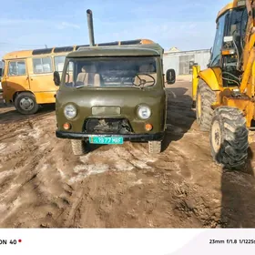 UAZ 452 1980