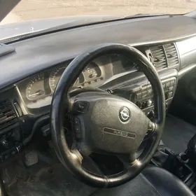 Opel Vectra 1999