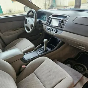 Toyota Camry 2003