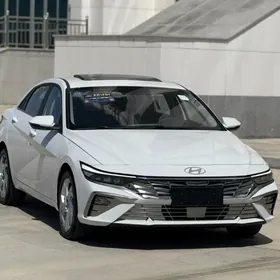 Hyundai Elantra 2025