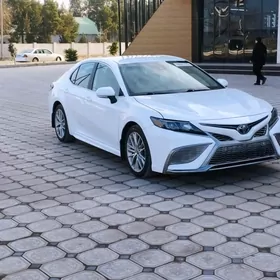 Toyota Camry 2022