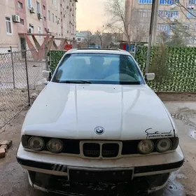 BMW 520 1990