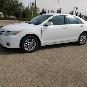 Toyota Camry 2011
