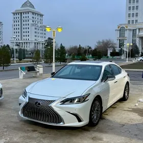 Lexus ES 350 2020