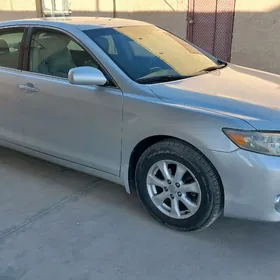 Toyota Camry 2011