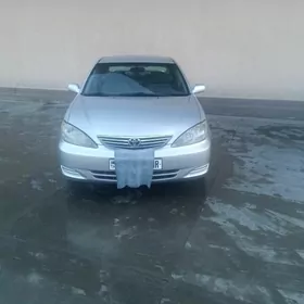 Toyota Camry 2004