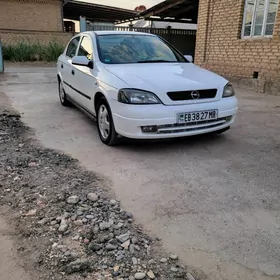 Opel Astra 2002