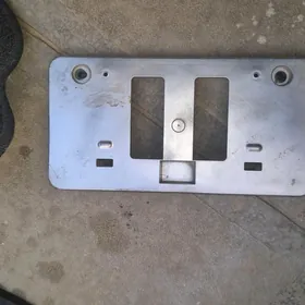 toyota camry podnomernik