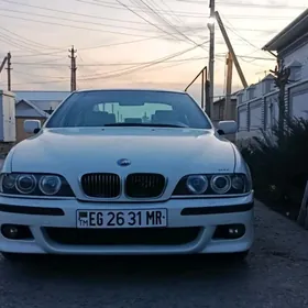 BMW E39 2002