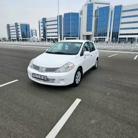 Nissan Versa 2010