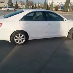 Toyota Camry 2010