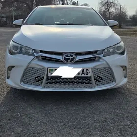 Toyota Camry 2016