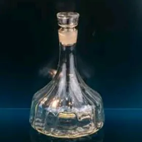 СТЕКЛЯННЫЙ ГРАФИН