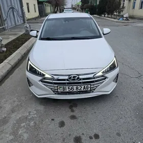 Hyundai Elantra 2020