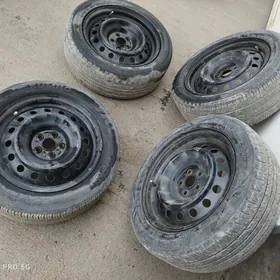 corolla 205 55 16 diska