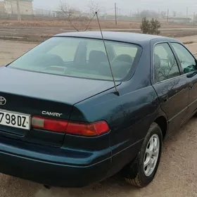 Toyota Camry 1998