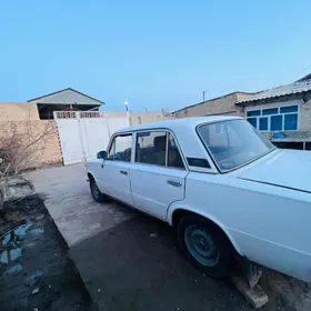 Lada 2104 1985