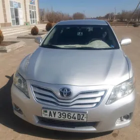 Toyota Camry 2011