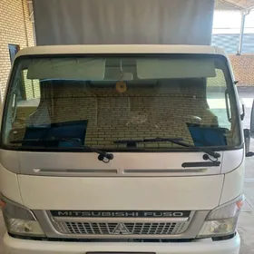 Mitsubishi Canter 2015