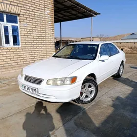Toyota Camry 2000