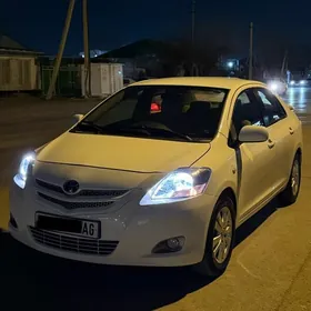 Toyota Yaris 2007