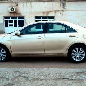 Toyota Camry 2010