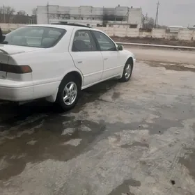 Toyota Camry 1999