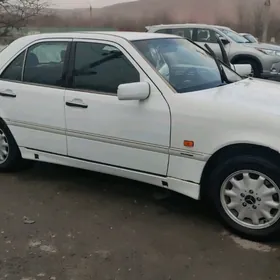Mercedes-Benz C-Class 1997