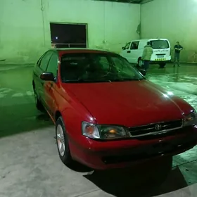 Toyota Carina 1995