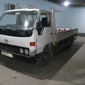 Toyota Dyna 1998