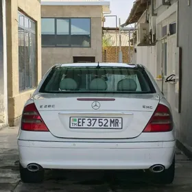 Mercedes-Benz E280 2005