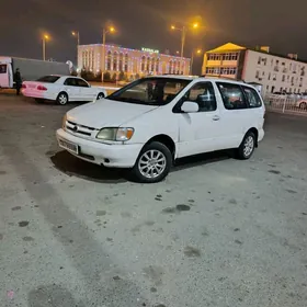 Toyota Sienna 1999