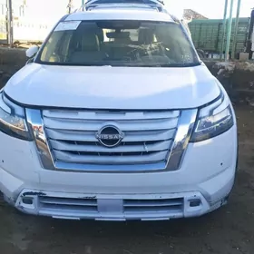 Nissan Pathfinder 2023