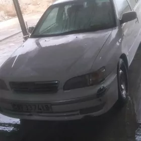 Toyota Corona 1999