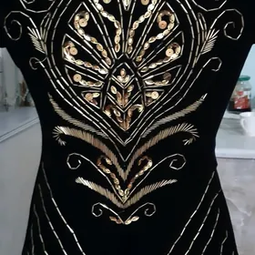 Вечернее платье