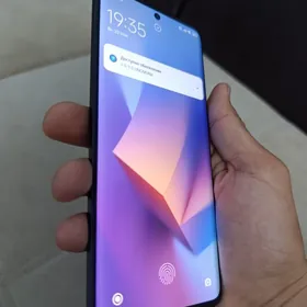 Redmi note 13 pro plus