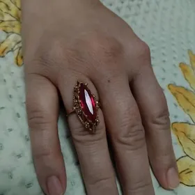 gyzyl  lotga ÿùzùk