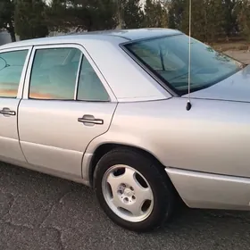 Mercedes-Benz W123 1993