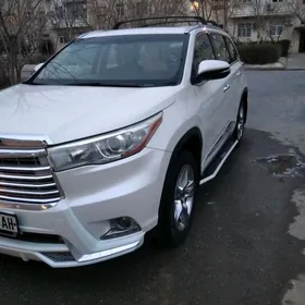Toyota Highlander 2015