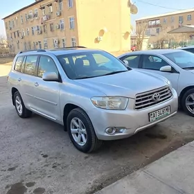 Toyota Highlander 2010