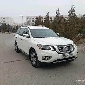 Nissan Pathfinder 2020